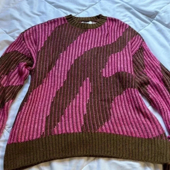Nine West Pink and Brown Fuzzy Sweater NWT Size small - Picture 3 of 6